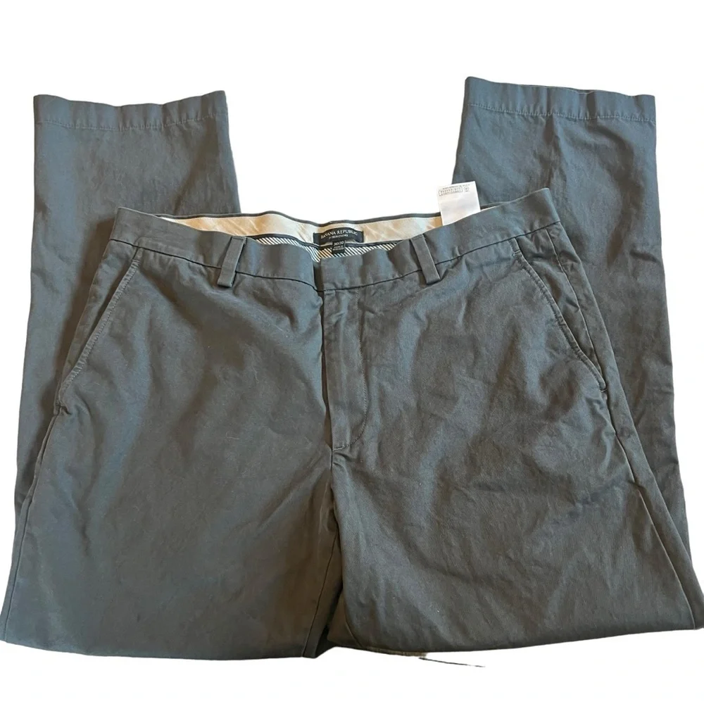 Banana Republic Aiden Chinos Cotton Office Pants Gray Size 36 x 30 Preppy Office